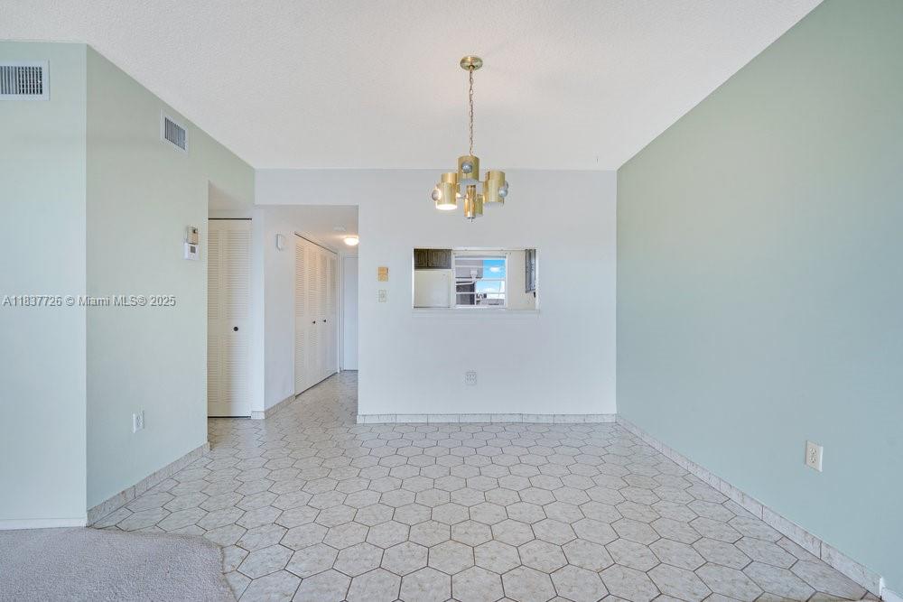 2998 E Sunrise Lakes Dr 414
