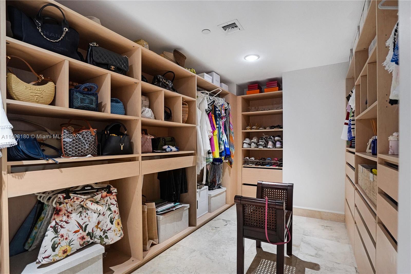 VILLA DI MARE CONDO - Residential