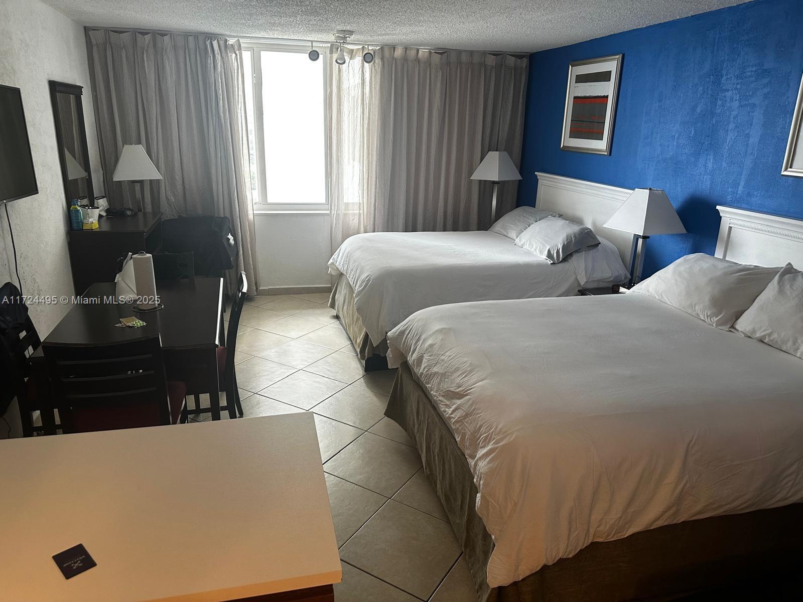 THE AVENTURA BEACH CLUB C - Residential Lease