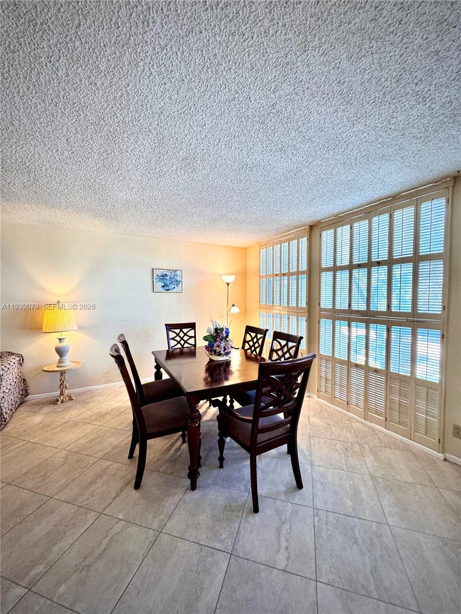 DESOTO PARK CONDO - Residential Lease