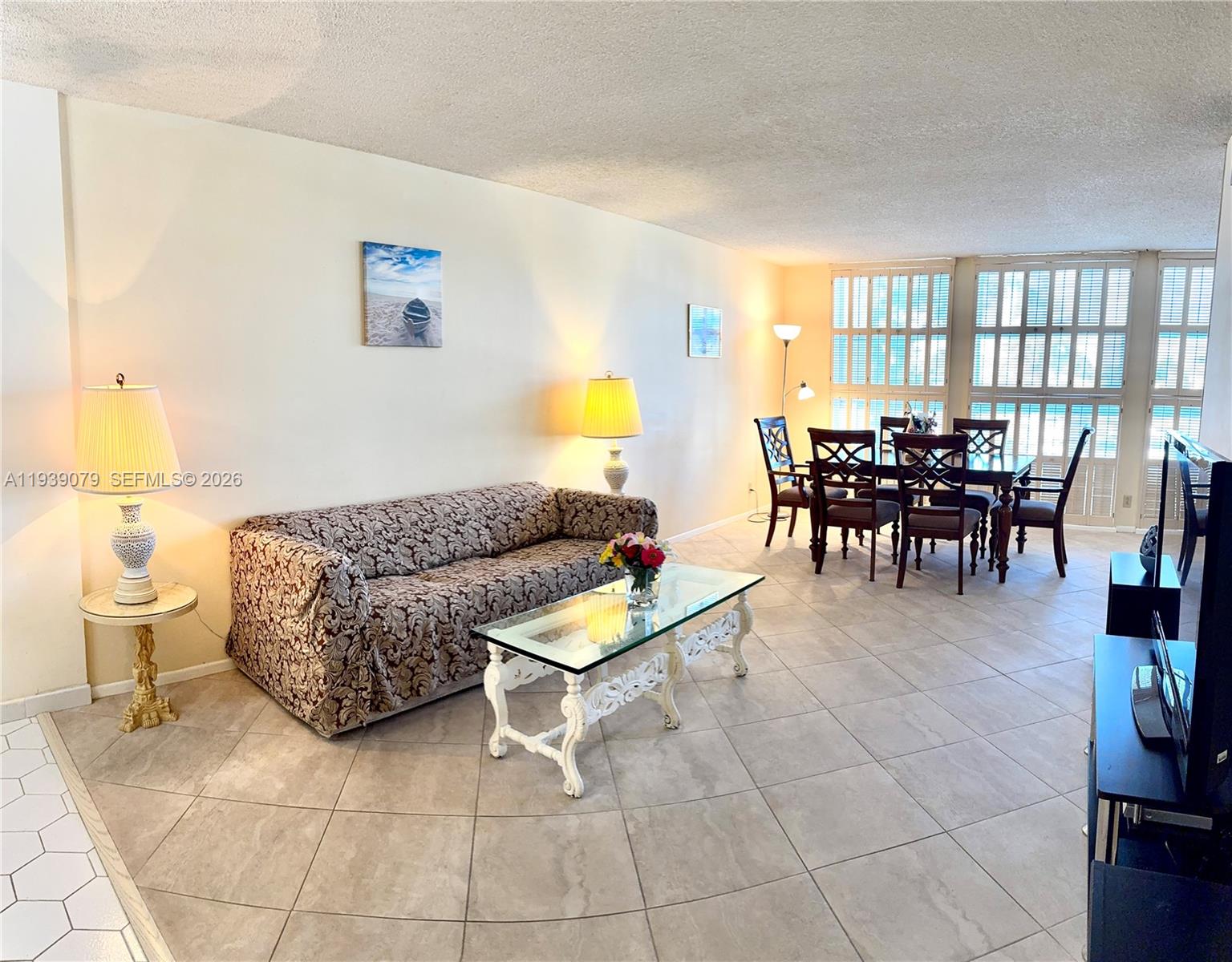 DESOTO PARK CONDO - Residential Lease