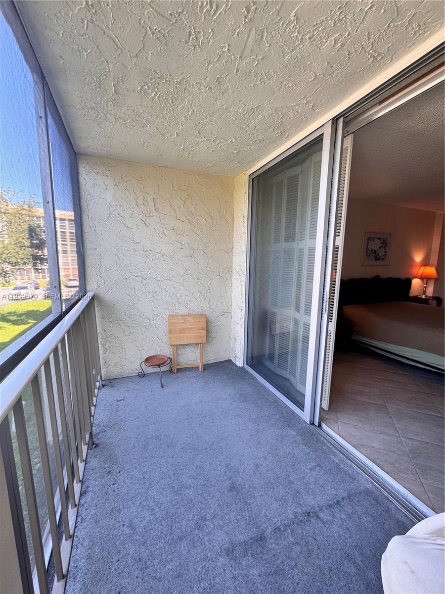 DESOTO PARK CONDO - Residential Lease