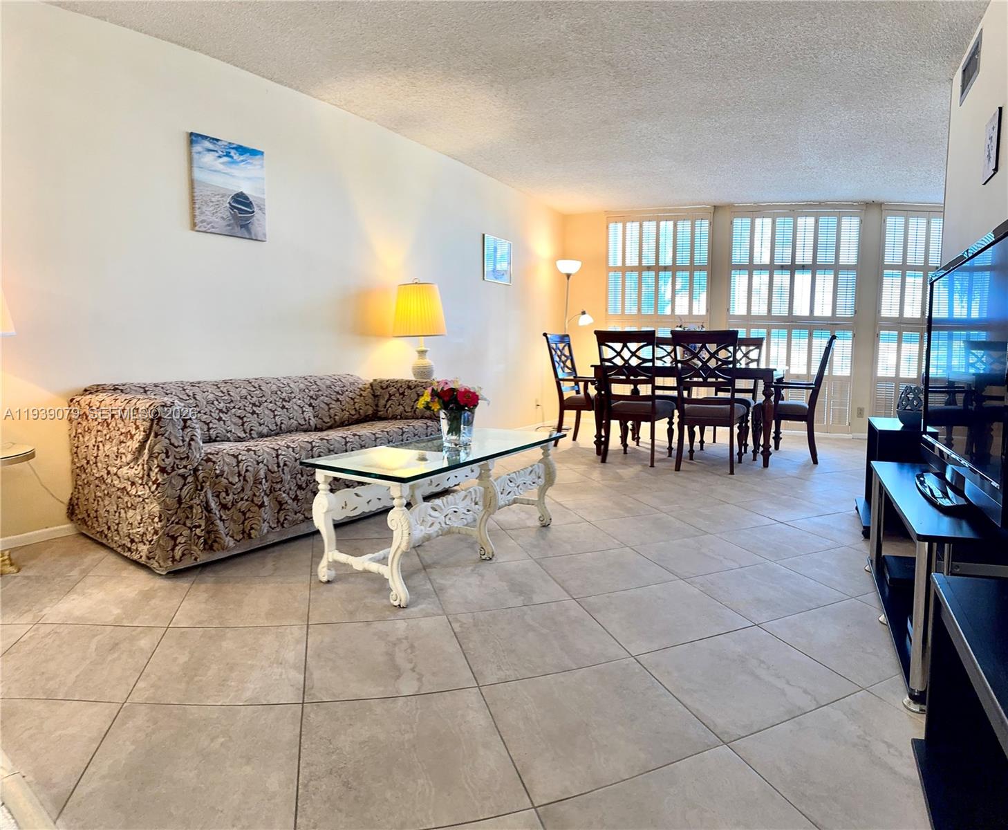 DESOTO PARK CONDO - Residential Lease
