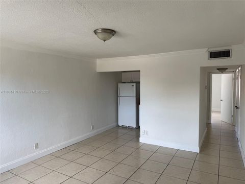 11005 SW 1st St 209 Sweetwater FL 33174