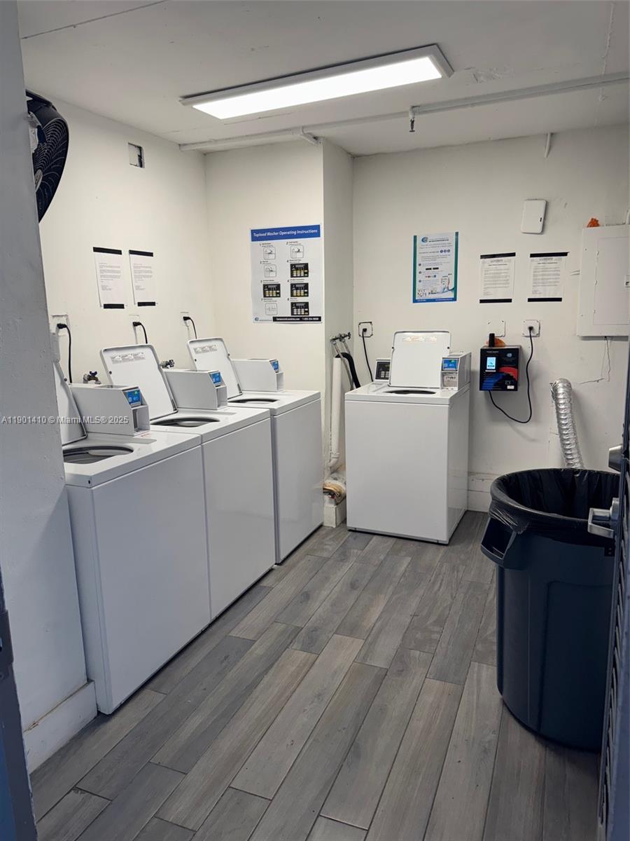 AGUA DULCE CONDO - Residential Lease