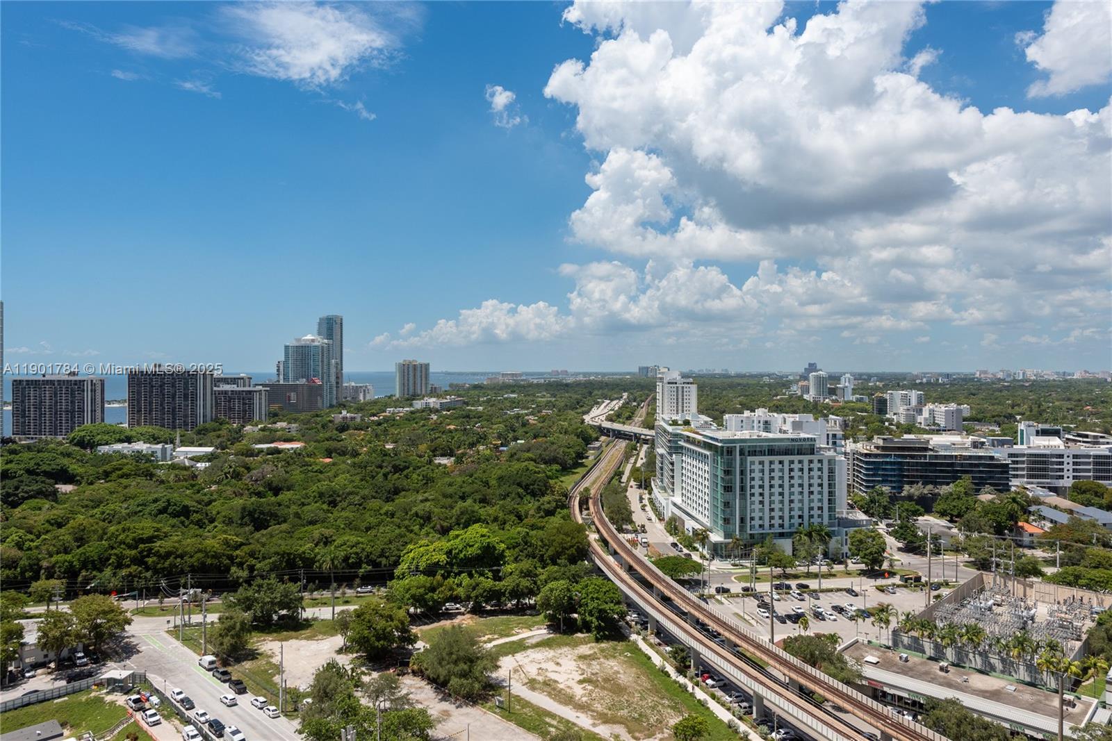 INFINITY AT BRICKELL COND - Residential