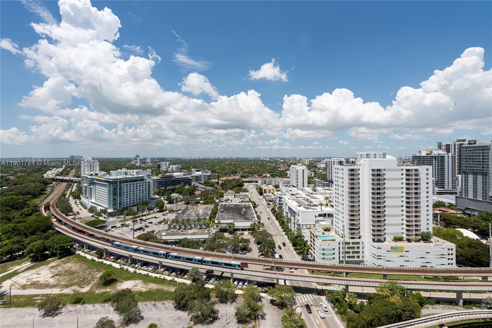 INFINITY AT BRICKELL COND - Residential