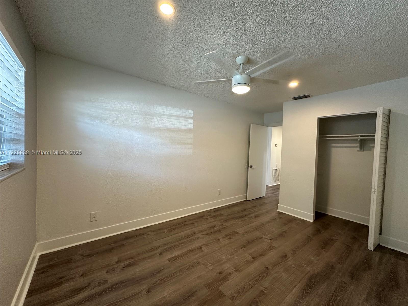 TOWN OF HALLANDALE B-13 - Residential Lease