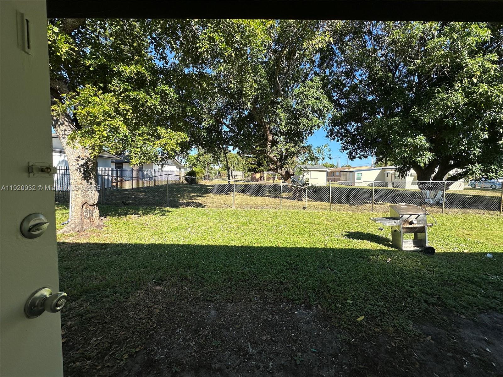 TOWN OF HALLANDALE B-13 - Residential Lease