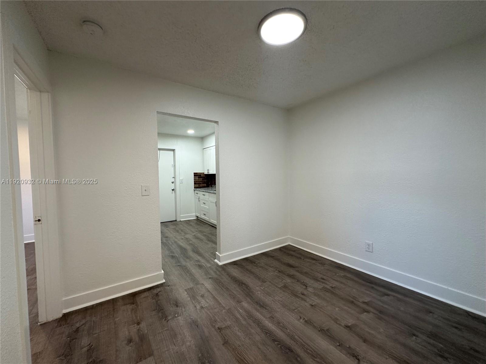 TOWN OF HALLANDALE B-13 - Residential Lease