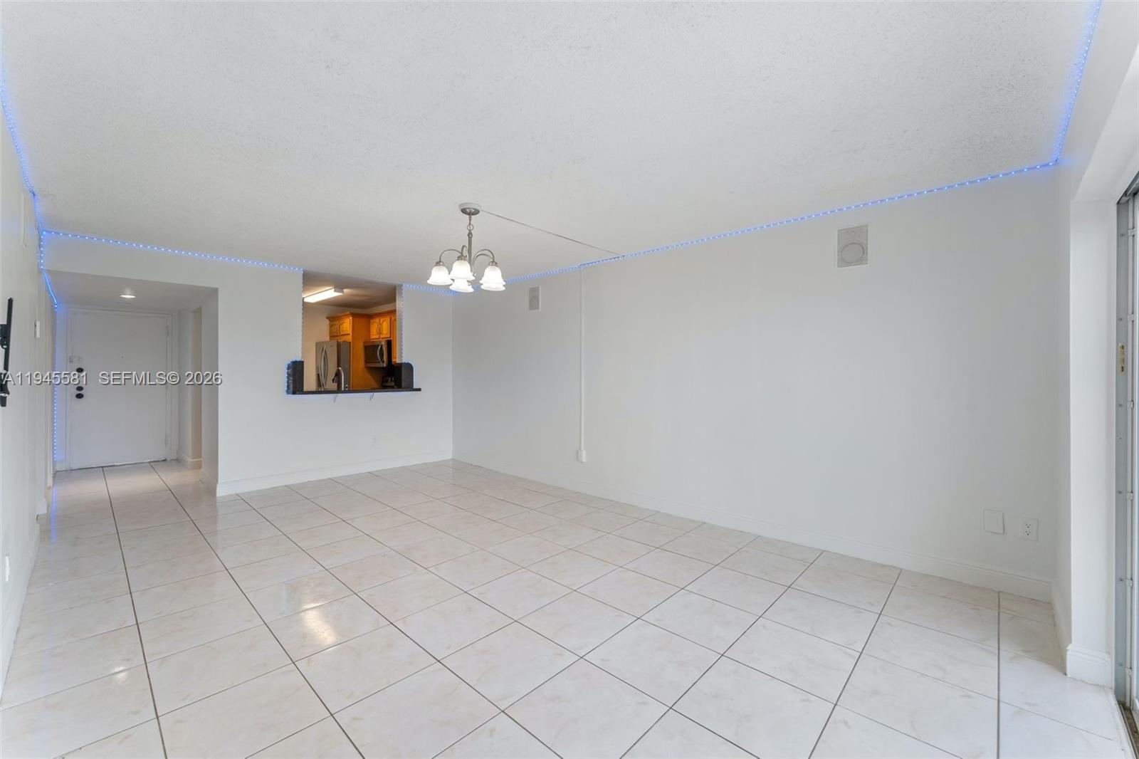 MONTECARLO CONDO - Residential