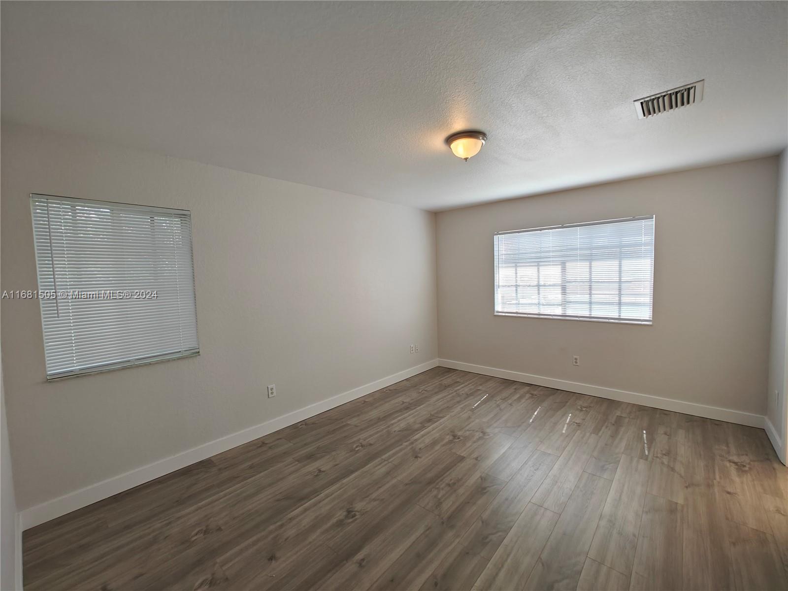 MARSH HARBOUR - Residential Lease