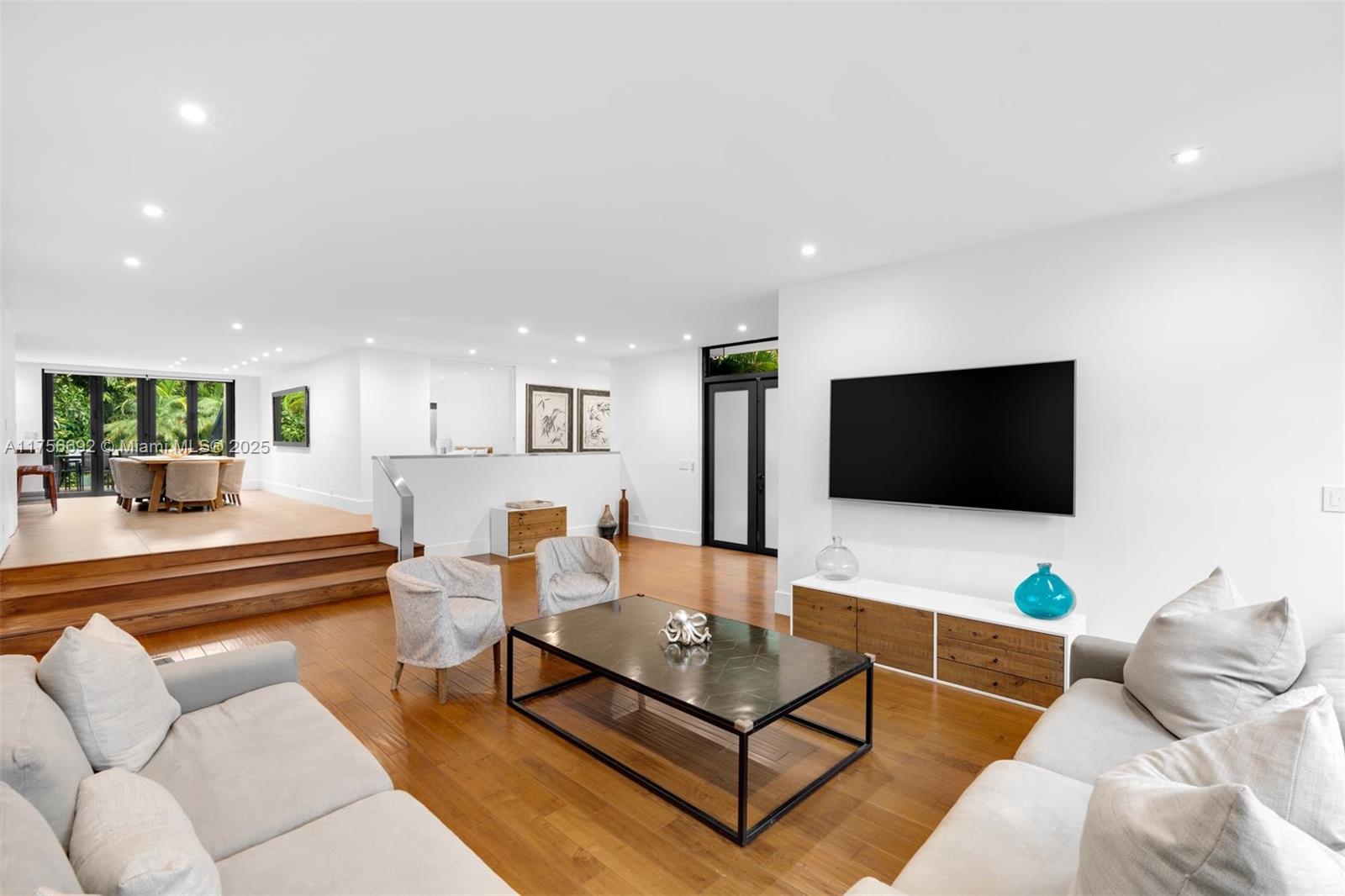 2815 Regatta Ave 1 A