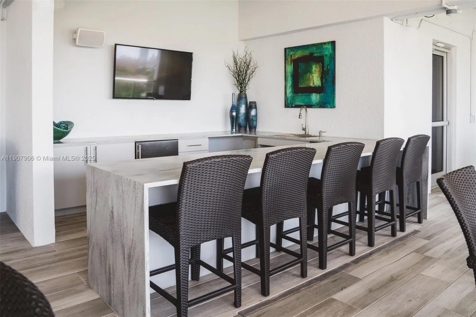 Riverhouse at 11th - Residential Lease