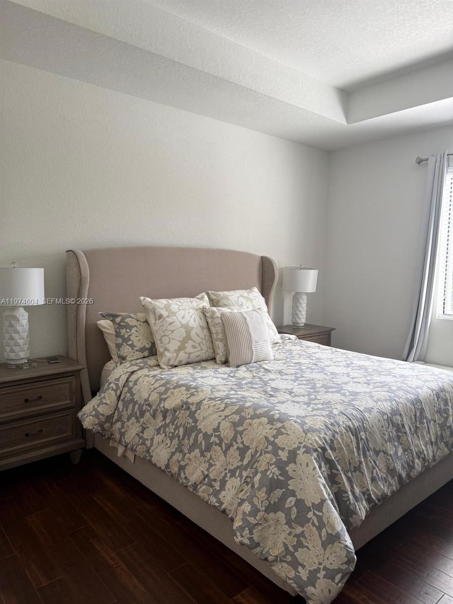 MC RESIDENTIAL - Residential