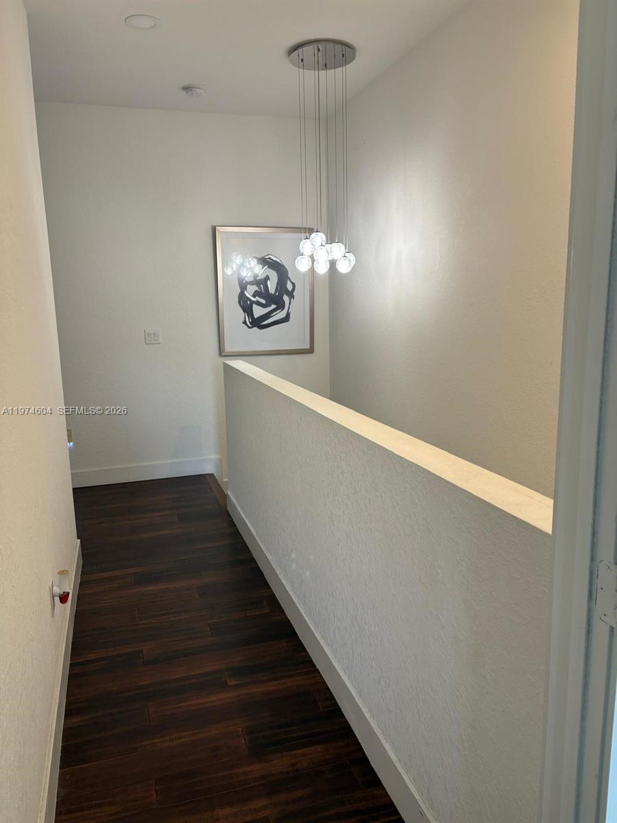 MC RESIDENTIAL - Residential