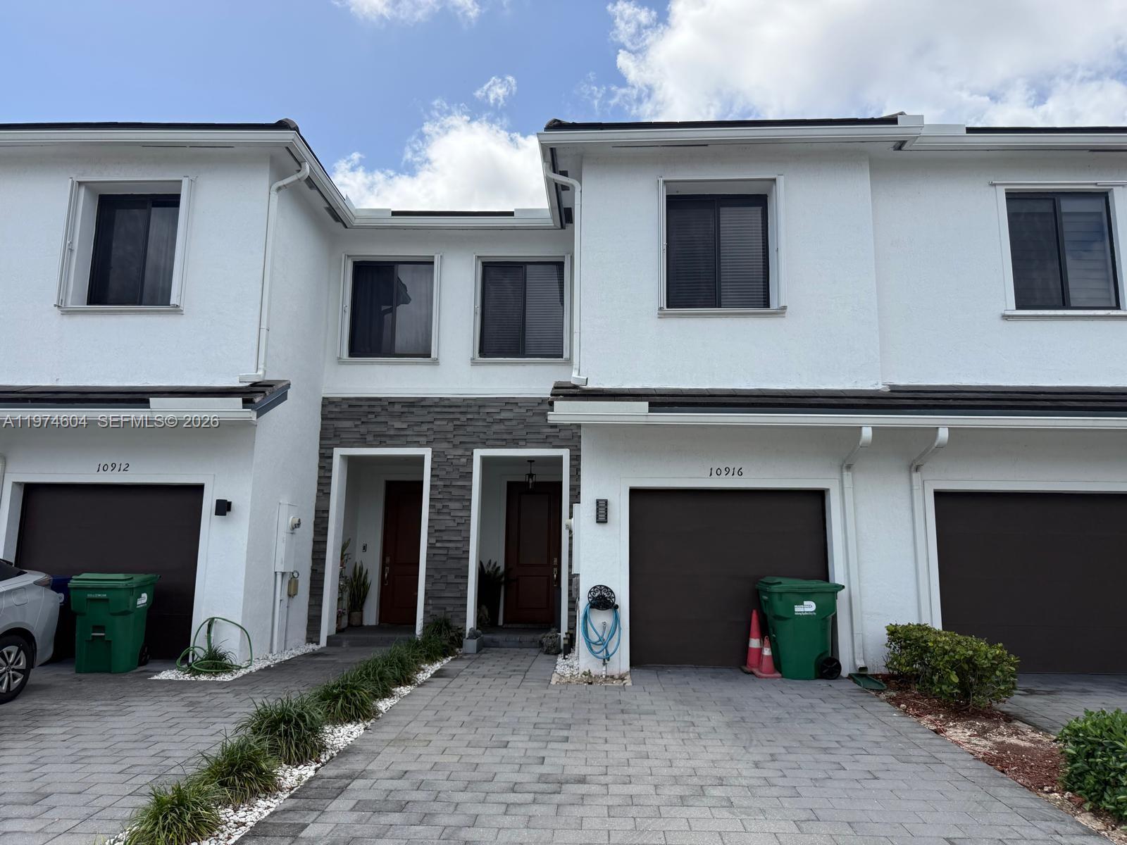 MC RESIDENTIAL - Residential