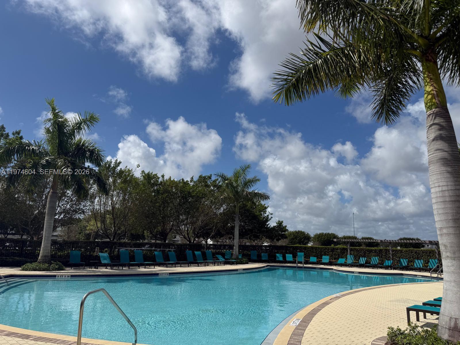 MC RESIDENTIAL - Residential