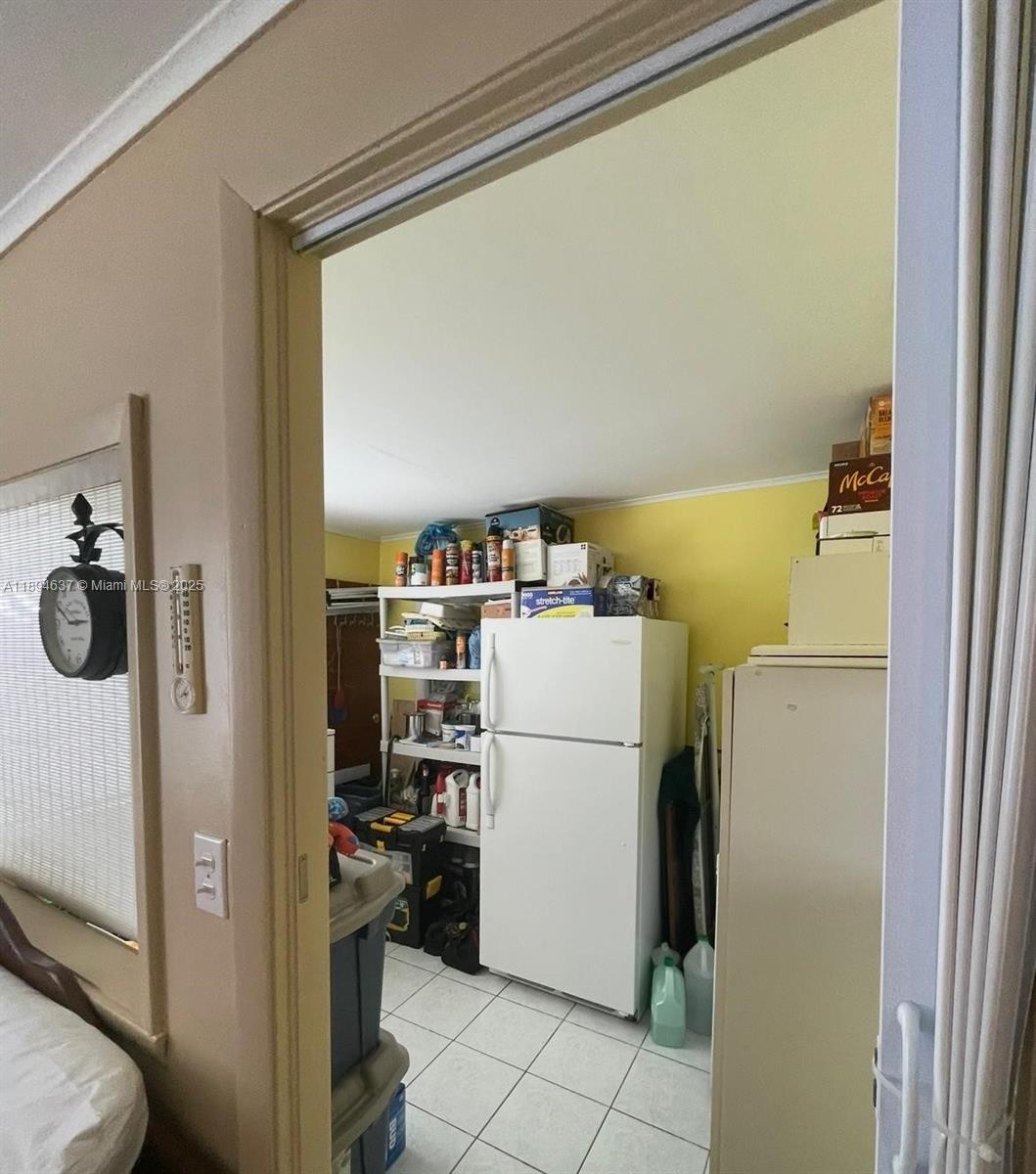 HOLLYWOOD PINES ESTATES - Residential