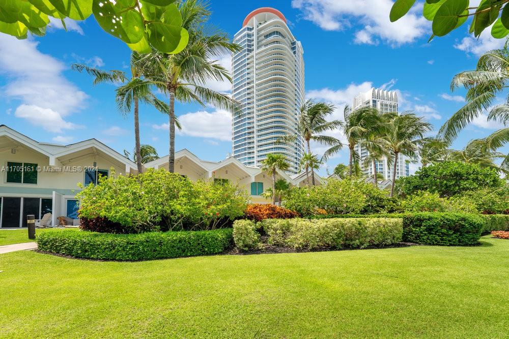 CONTINUUM ON SOUTH BEACH - Residential