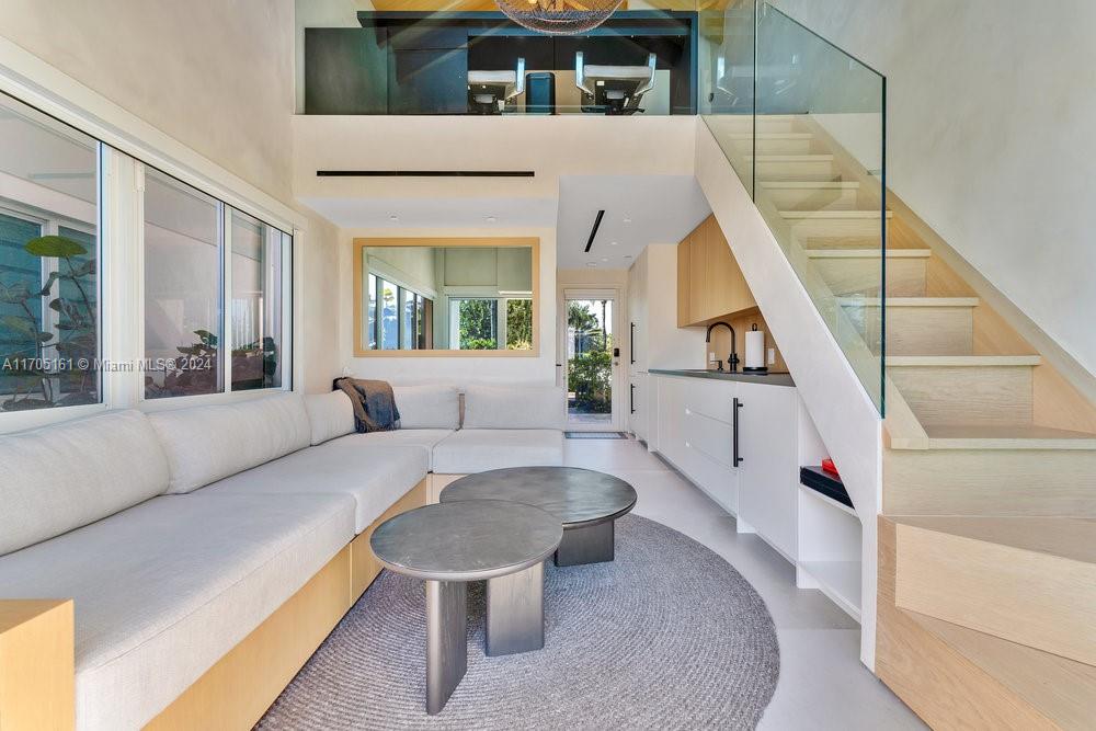 CONTINUUM ON SOUTH BEACH - Residential