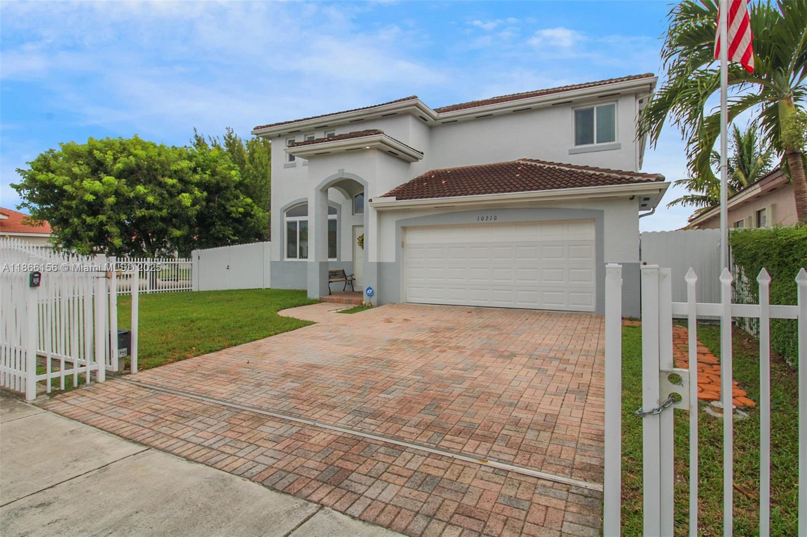 10210 SW 225 Ln