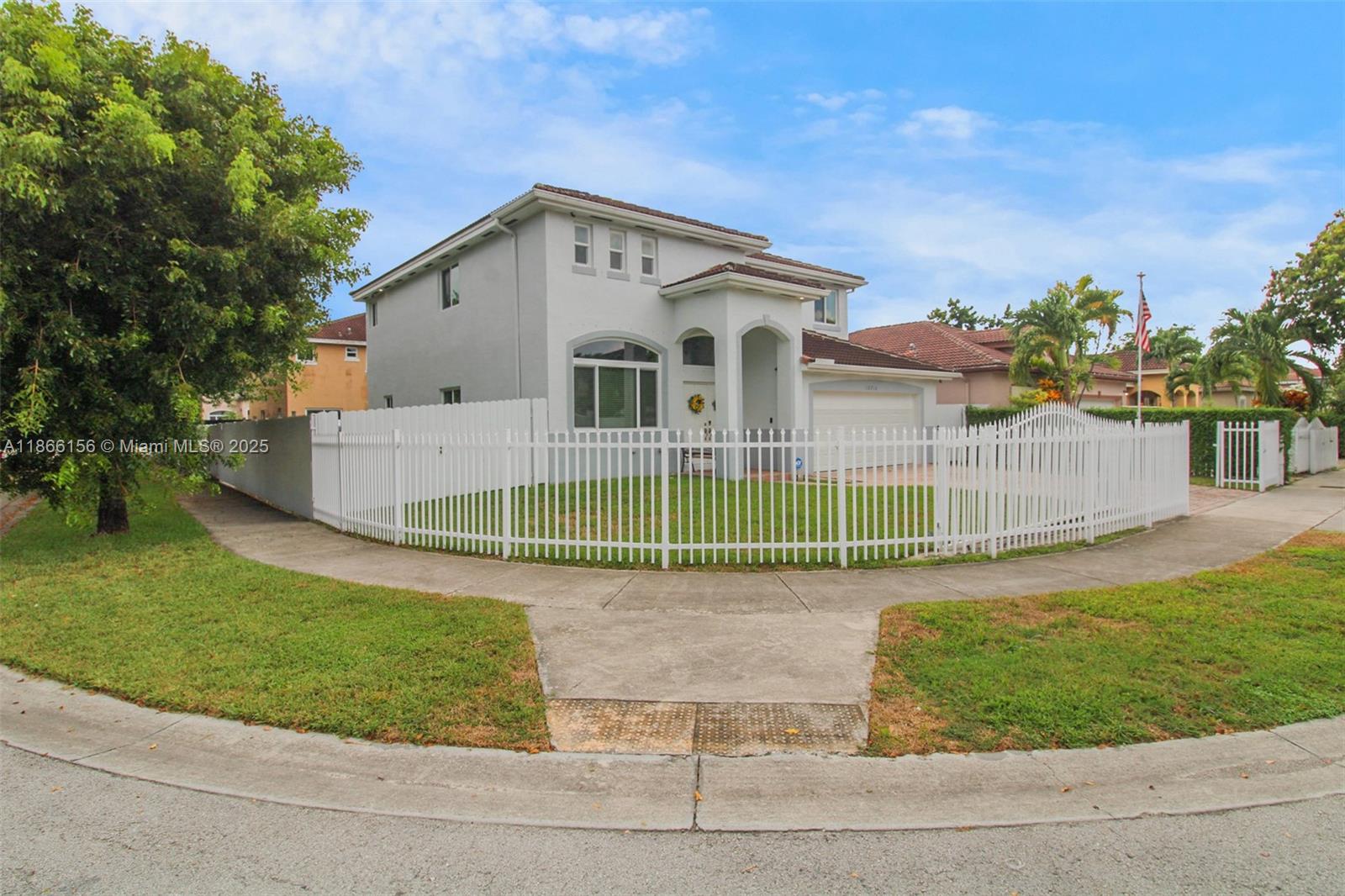 10210 SW 225 Ln