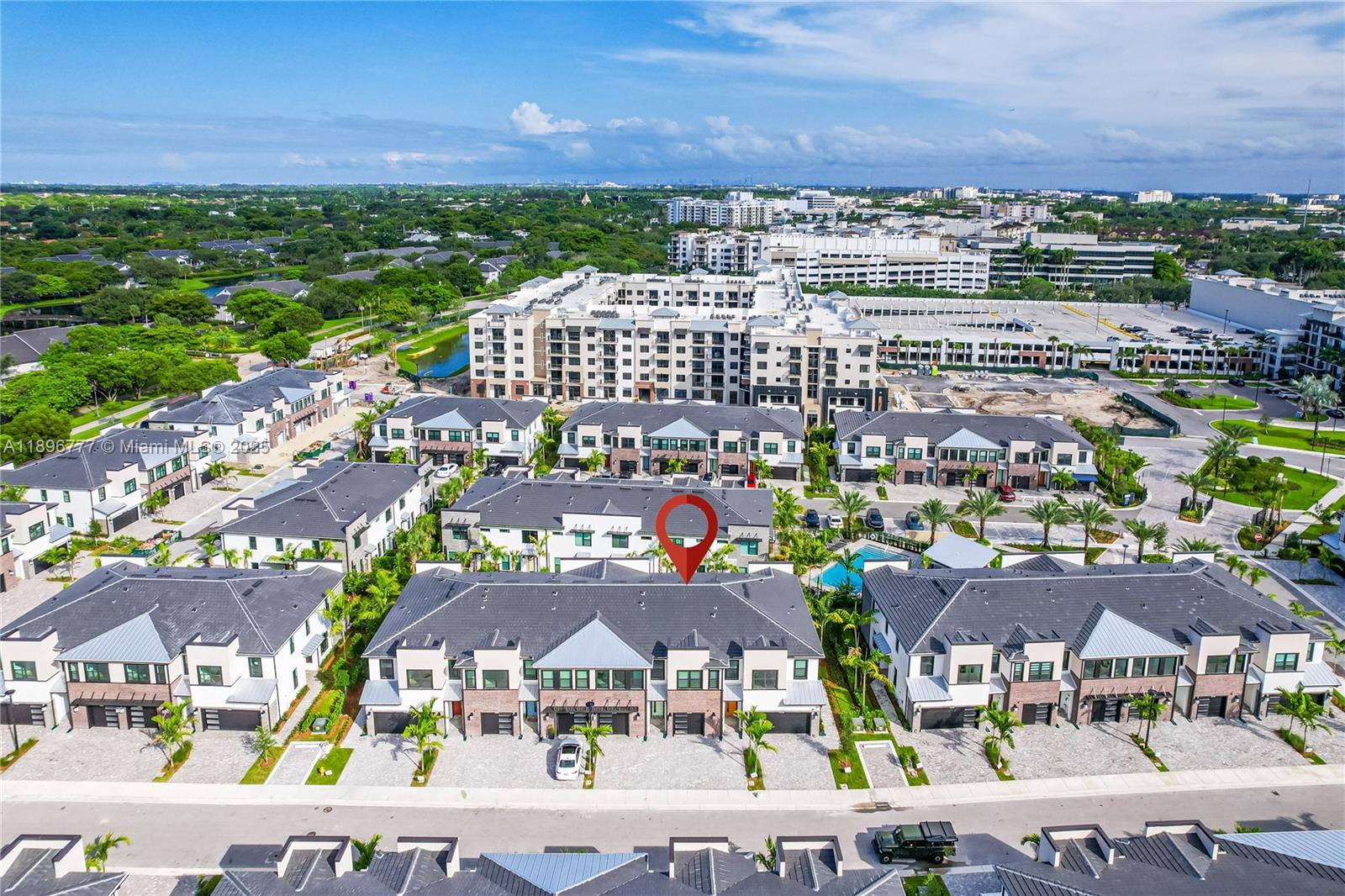 AMERICAN EXPRESS TRACT - Residential Lease