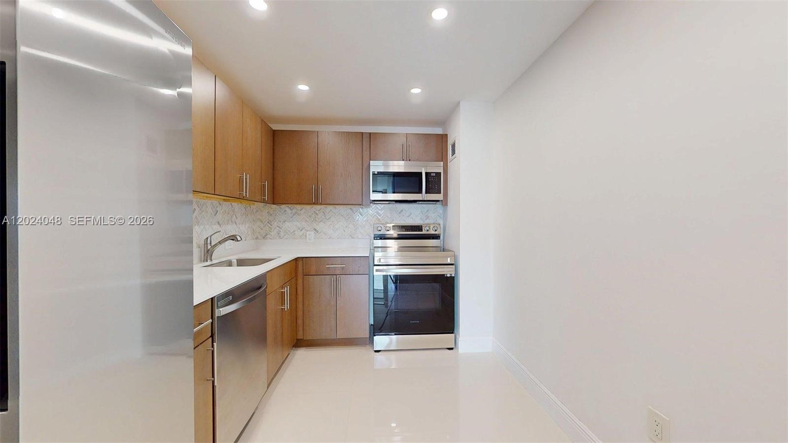 BONAVIDA CONDO - Residential