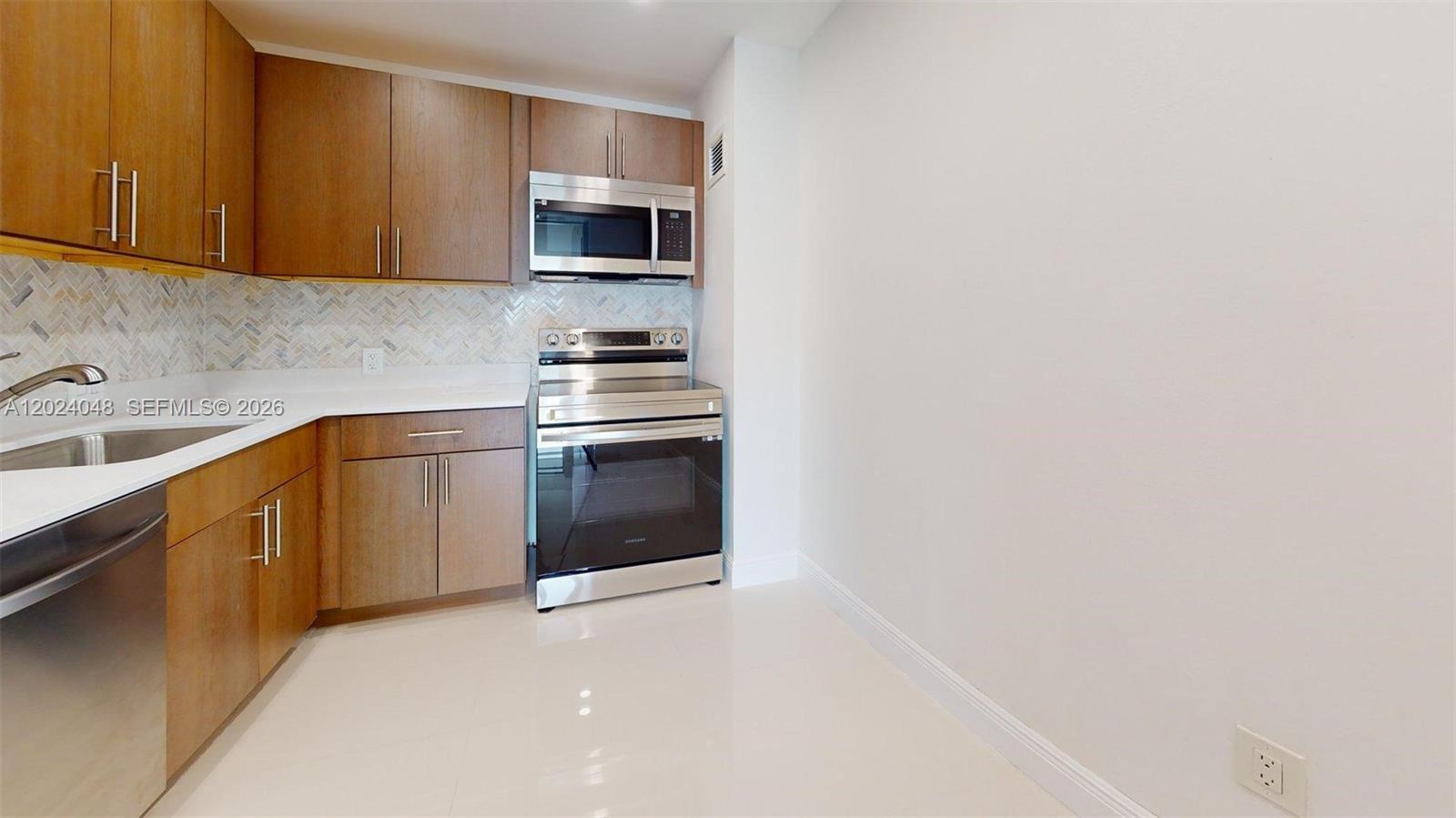 BONAVIDA CONDO - Residential