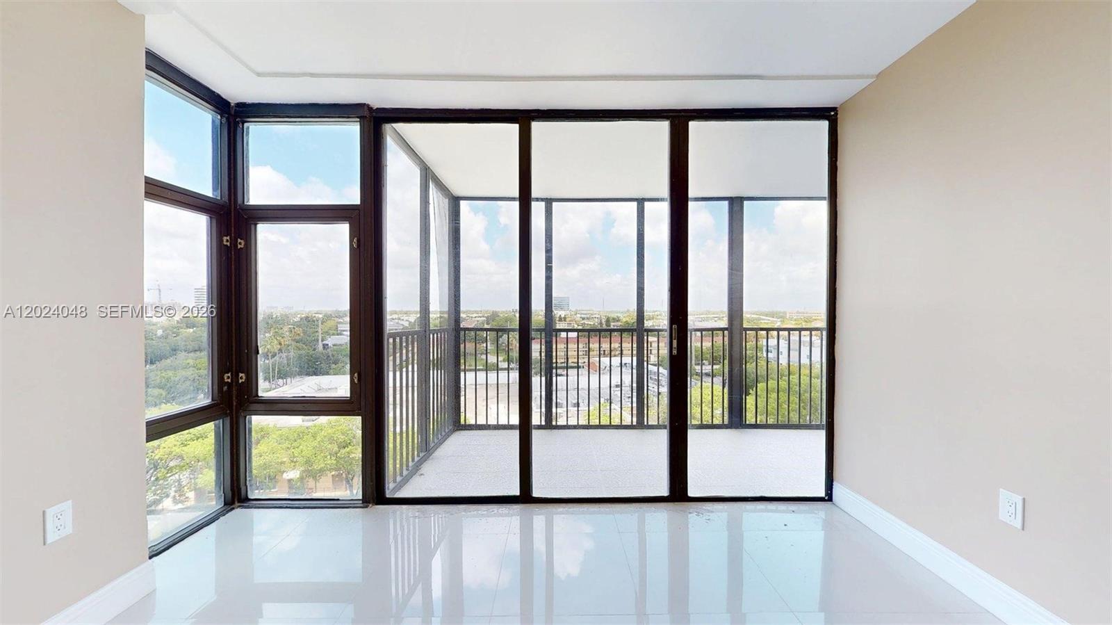 BONAVIDA CONDO - Residential