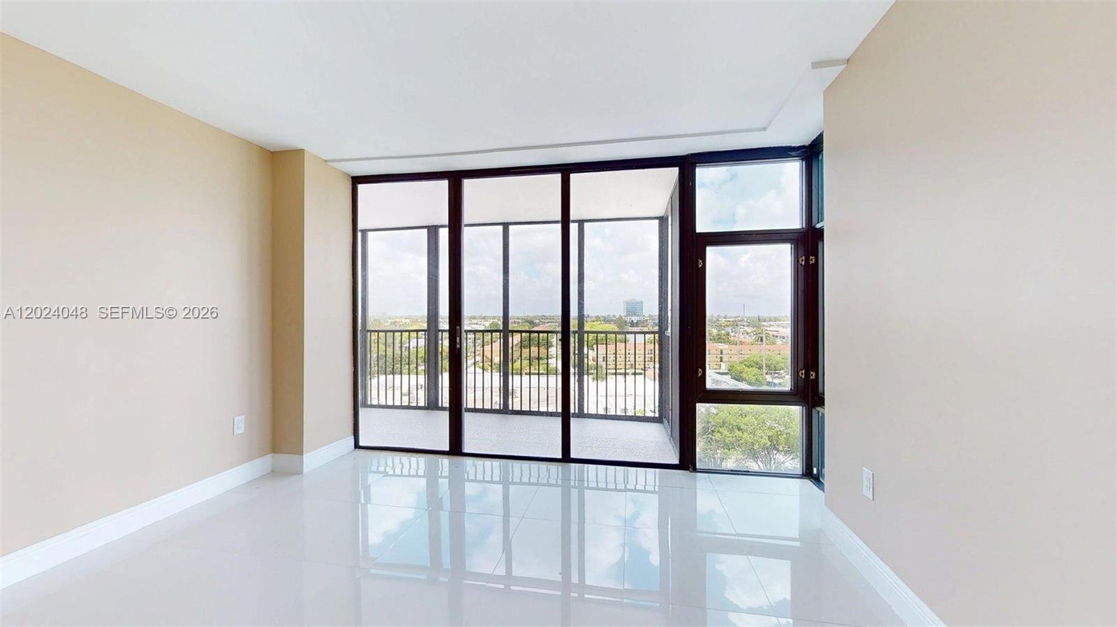 BONAVIDA CONDO - Residential