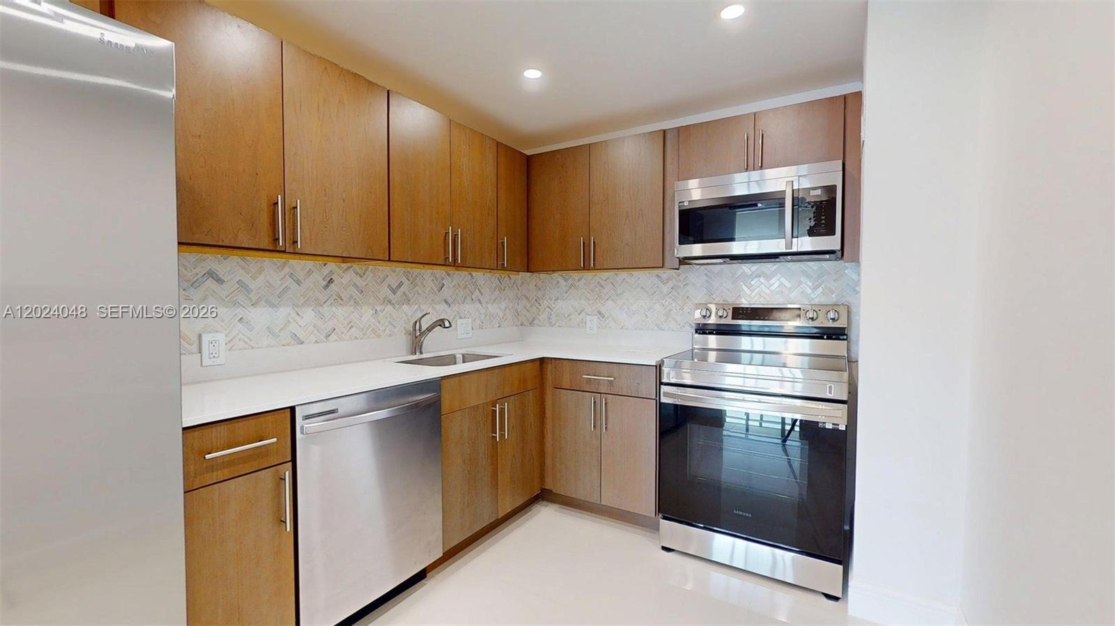 BONAVIDA CONDO - Residential