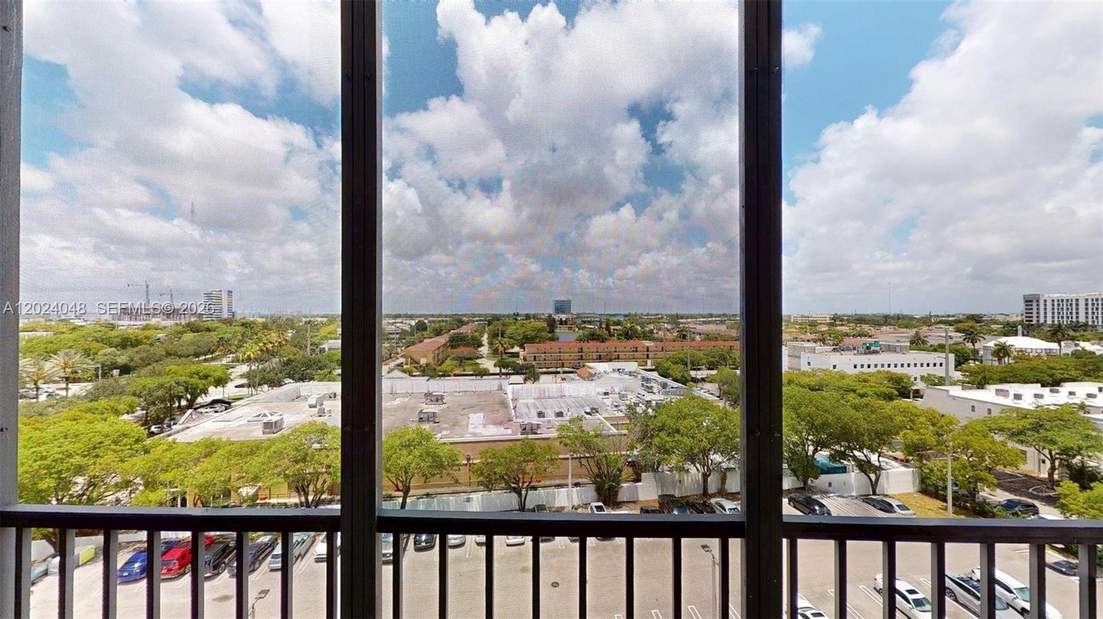 BONAVIDA CONDO - Residential