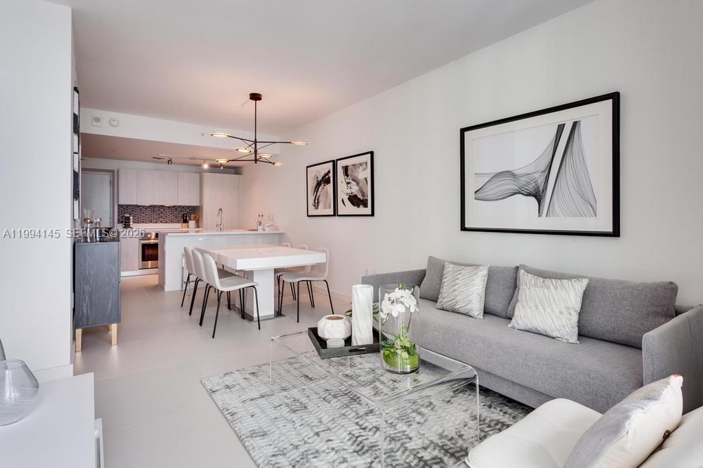 PARAISO BAYVIEWS CONDO - Residential