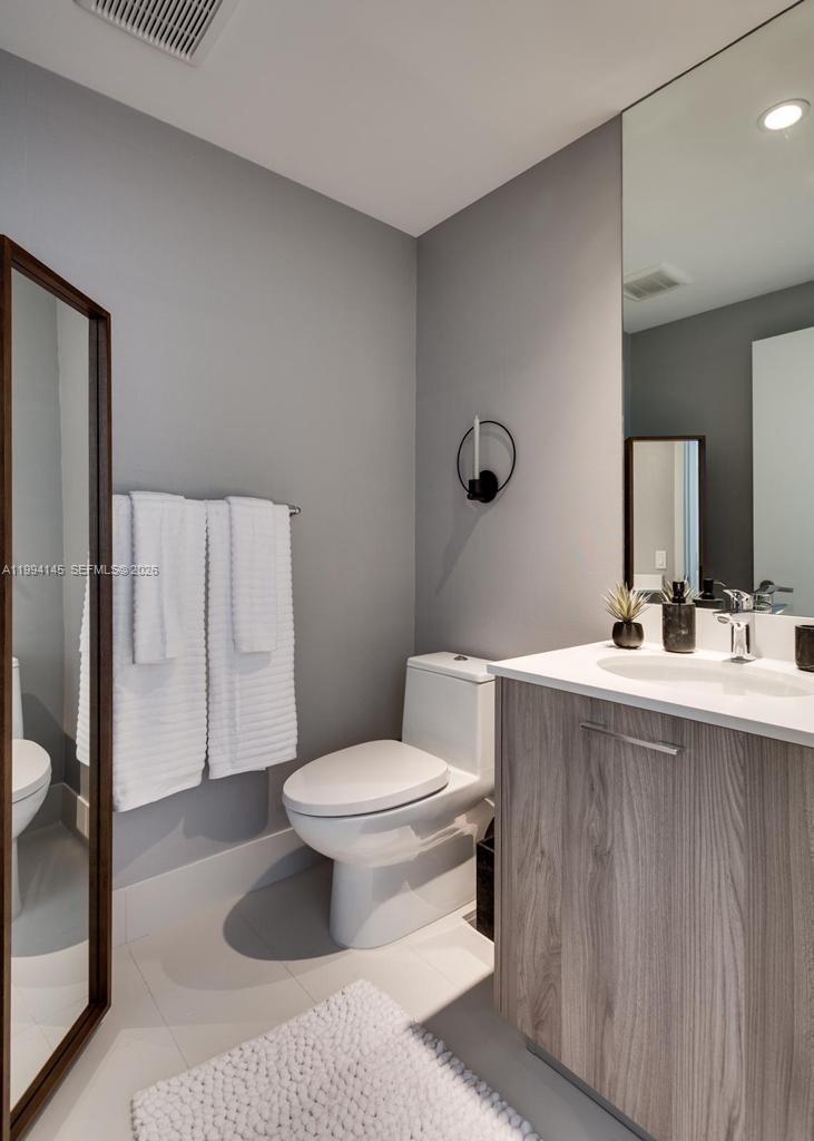 PARAISO BAYVIEWS CONDO - Residential