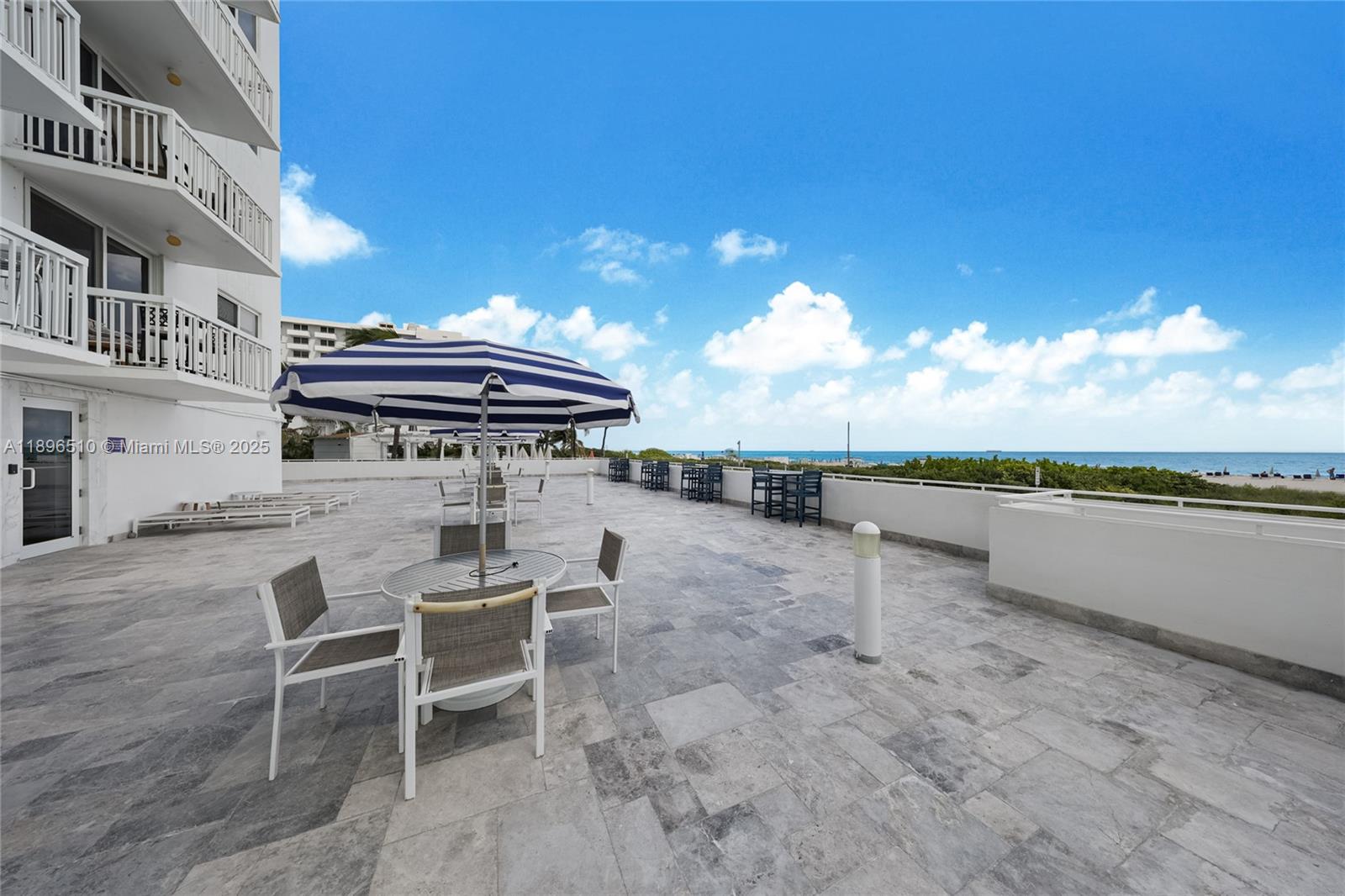 THE PRESIDENTIAL CONDO - Residential