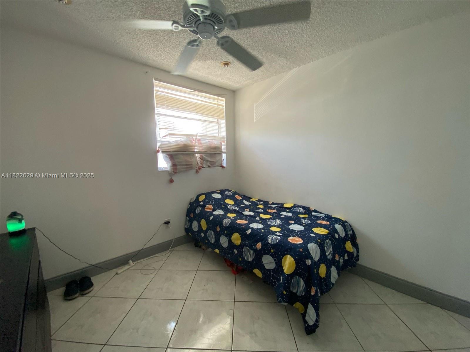 DOLPHIN CONDO - Residential