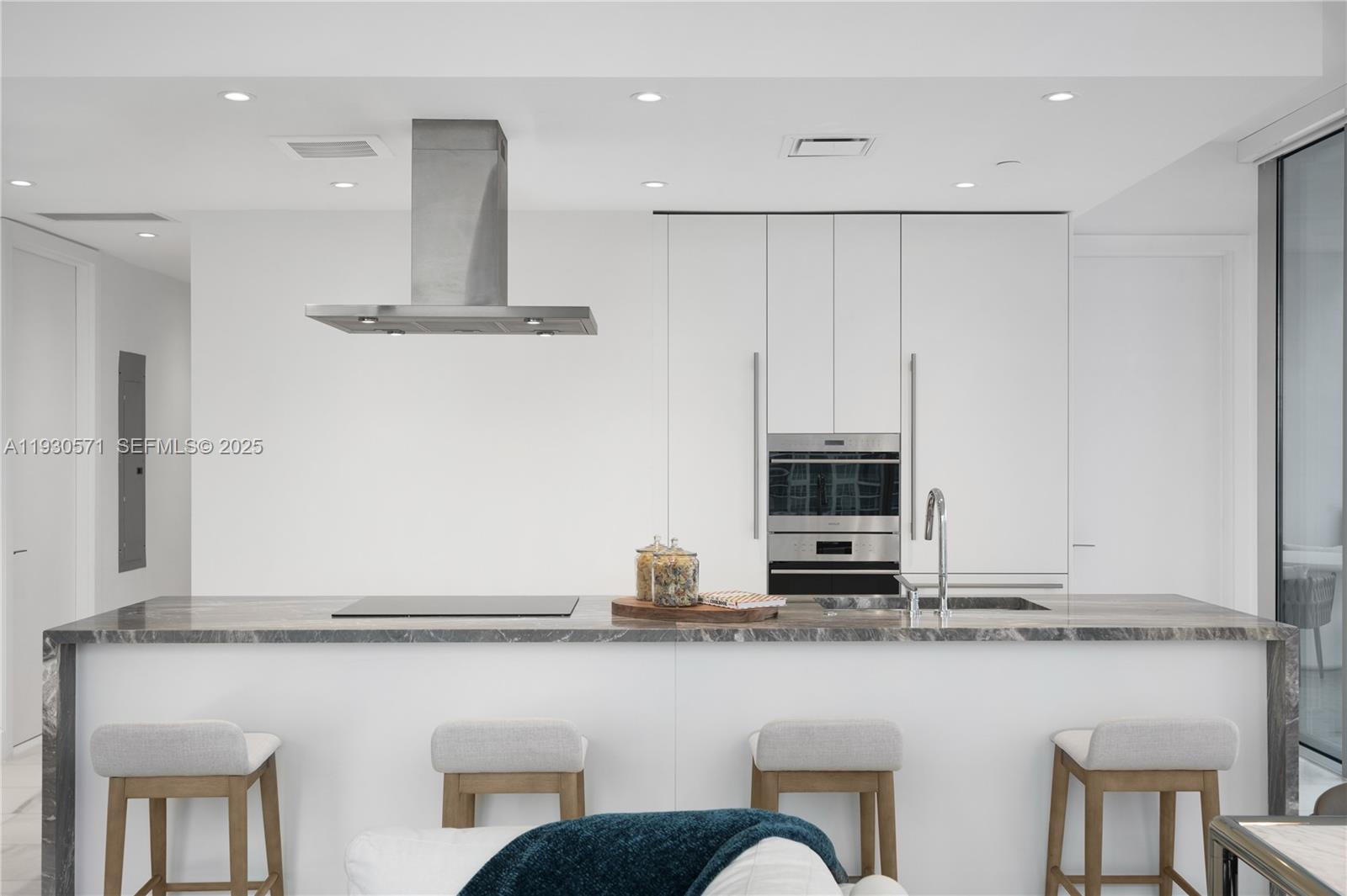 MISSONI BAIA - Residential Lease