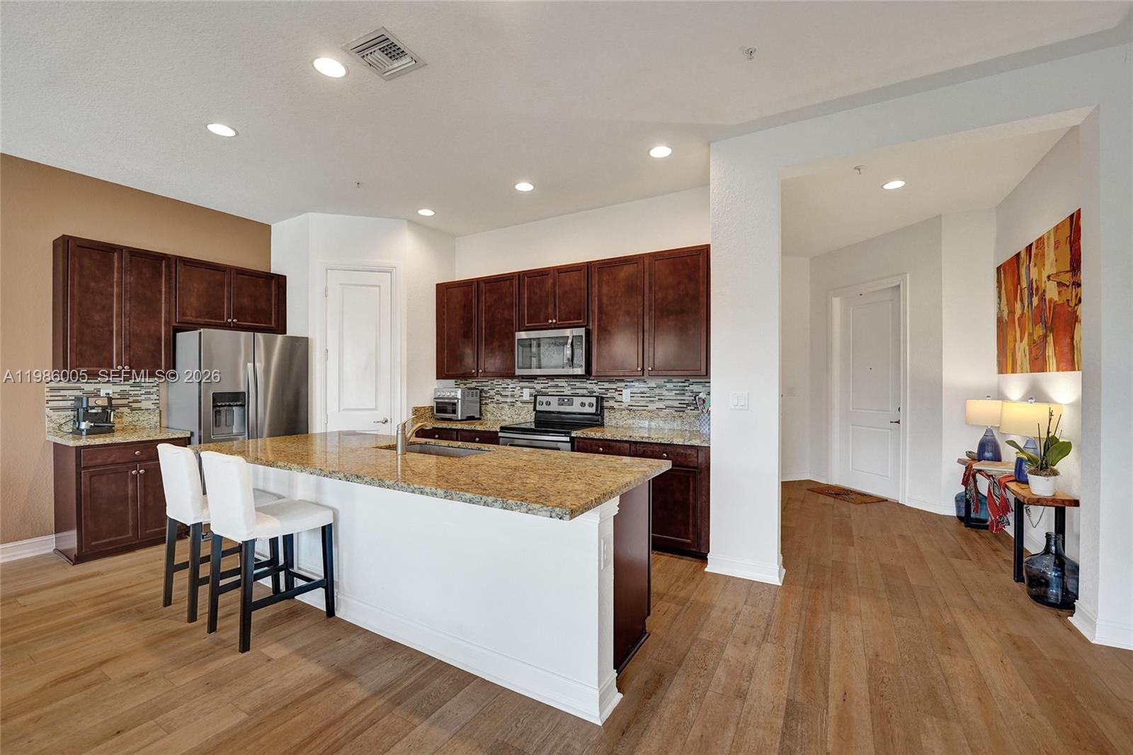 PEMBROKE LAKES SOUTH - Residential