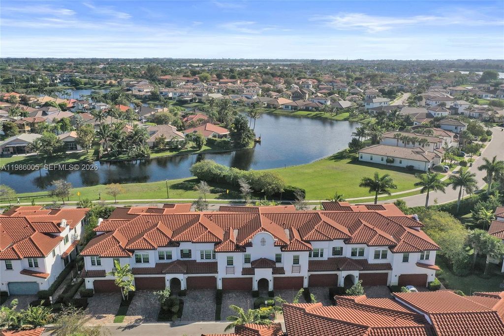 Photo of 11607 SW 13th Dr, Pembroke Pines, FL 33025 (MLS # A11986005)