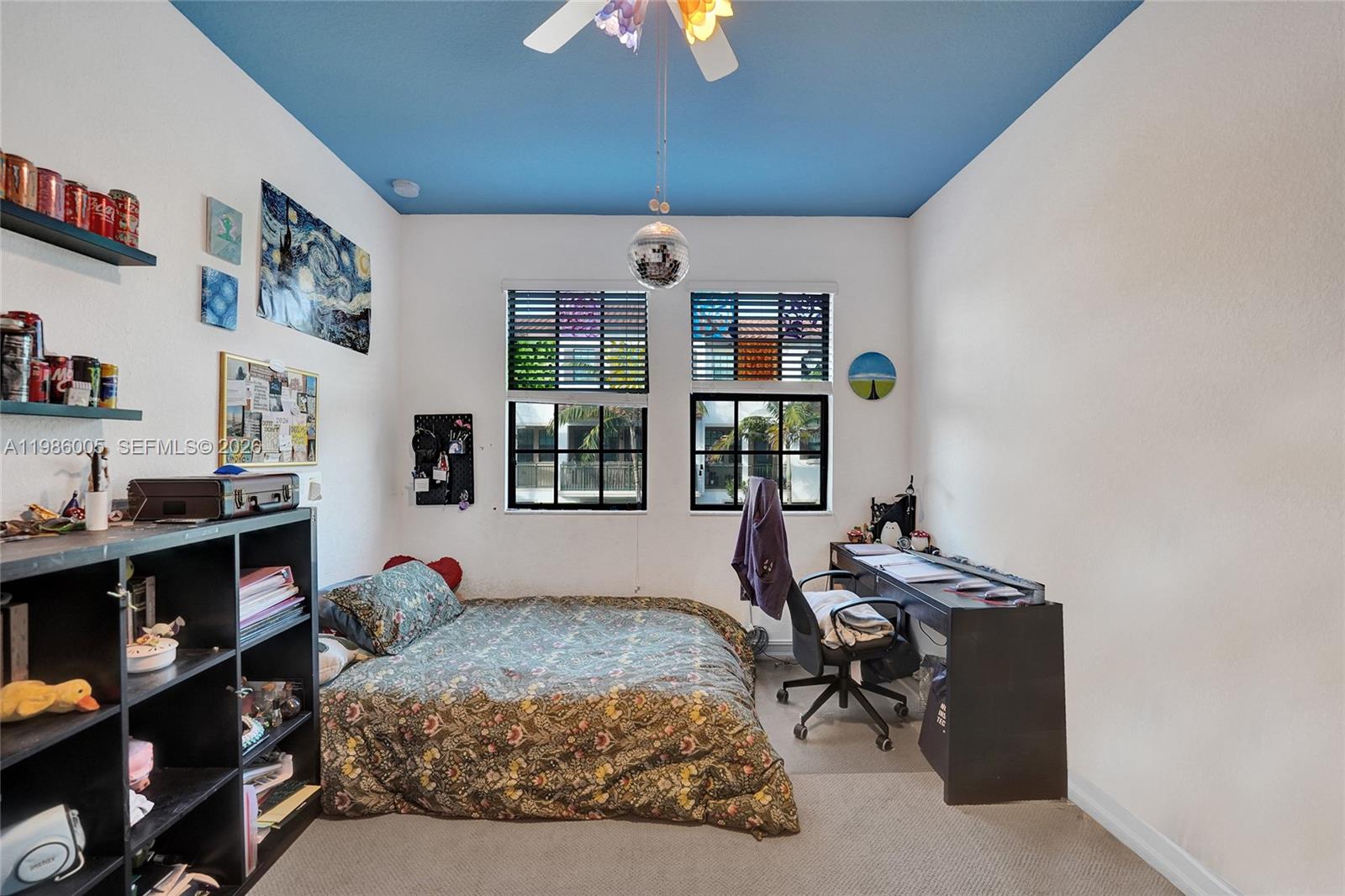 PEMBROKE LAKES SOUTH - Residential