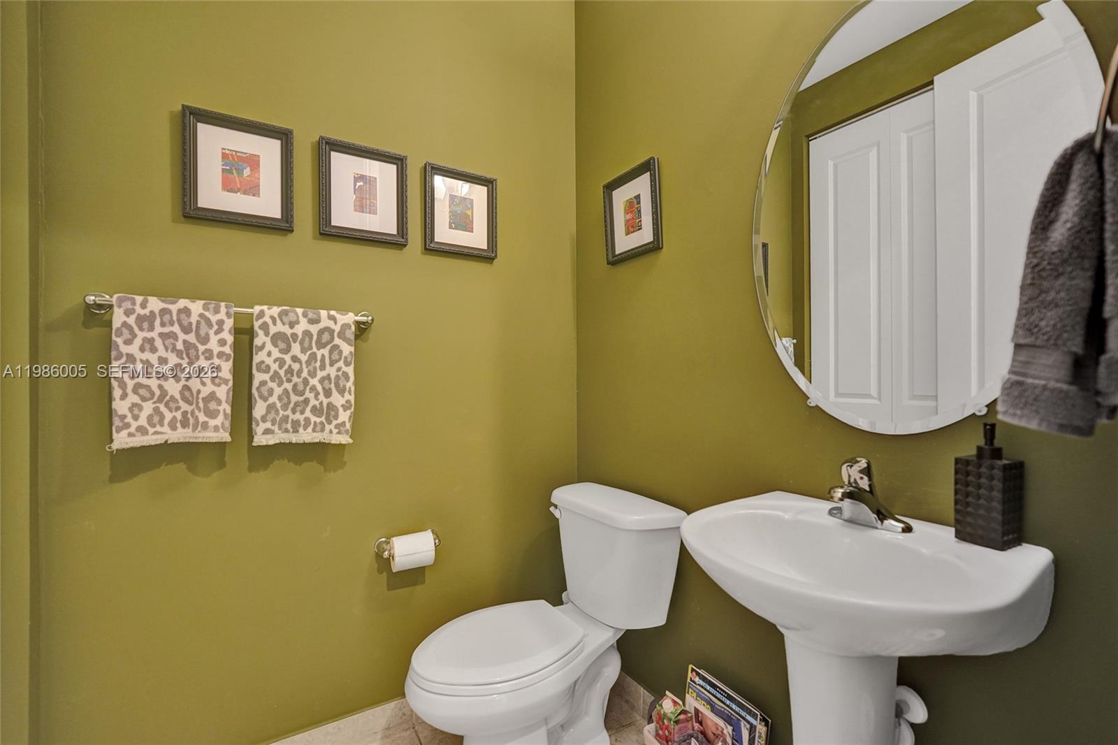 PEMBROKE LAKES SOUTH - Residential