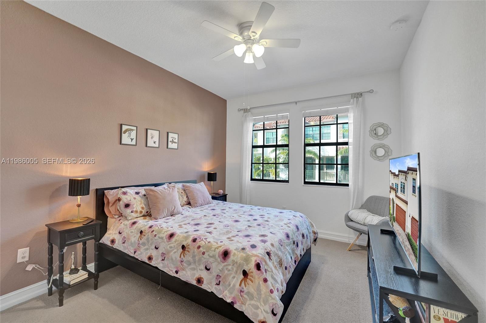 PEMBROKE LAKES SOUTH - Residential