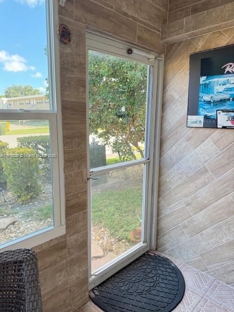 BEDFORD CONDO - Residential