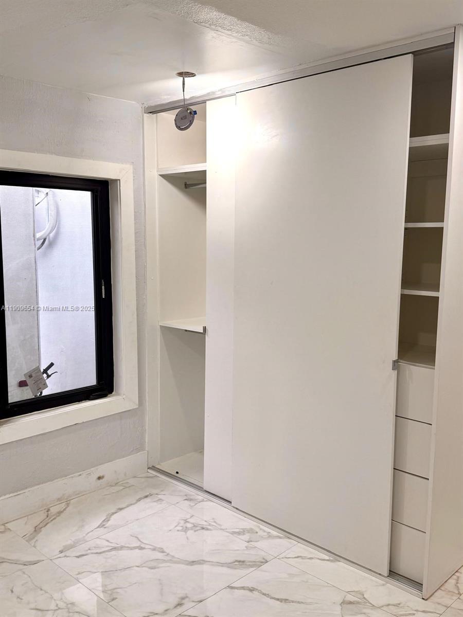 WINONA PARK 1ST ADDN - Residential Lease