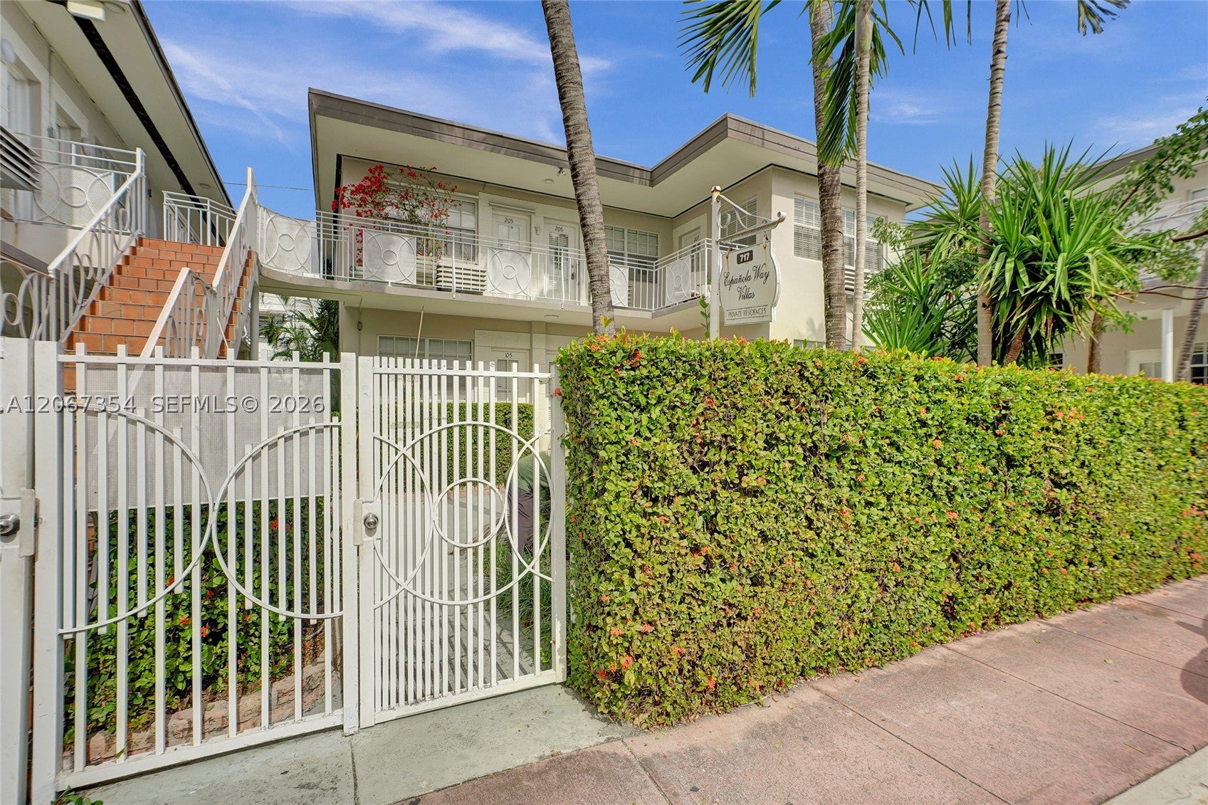 717 Espanola Way 205