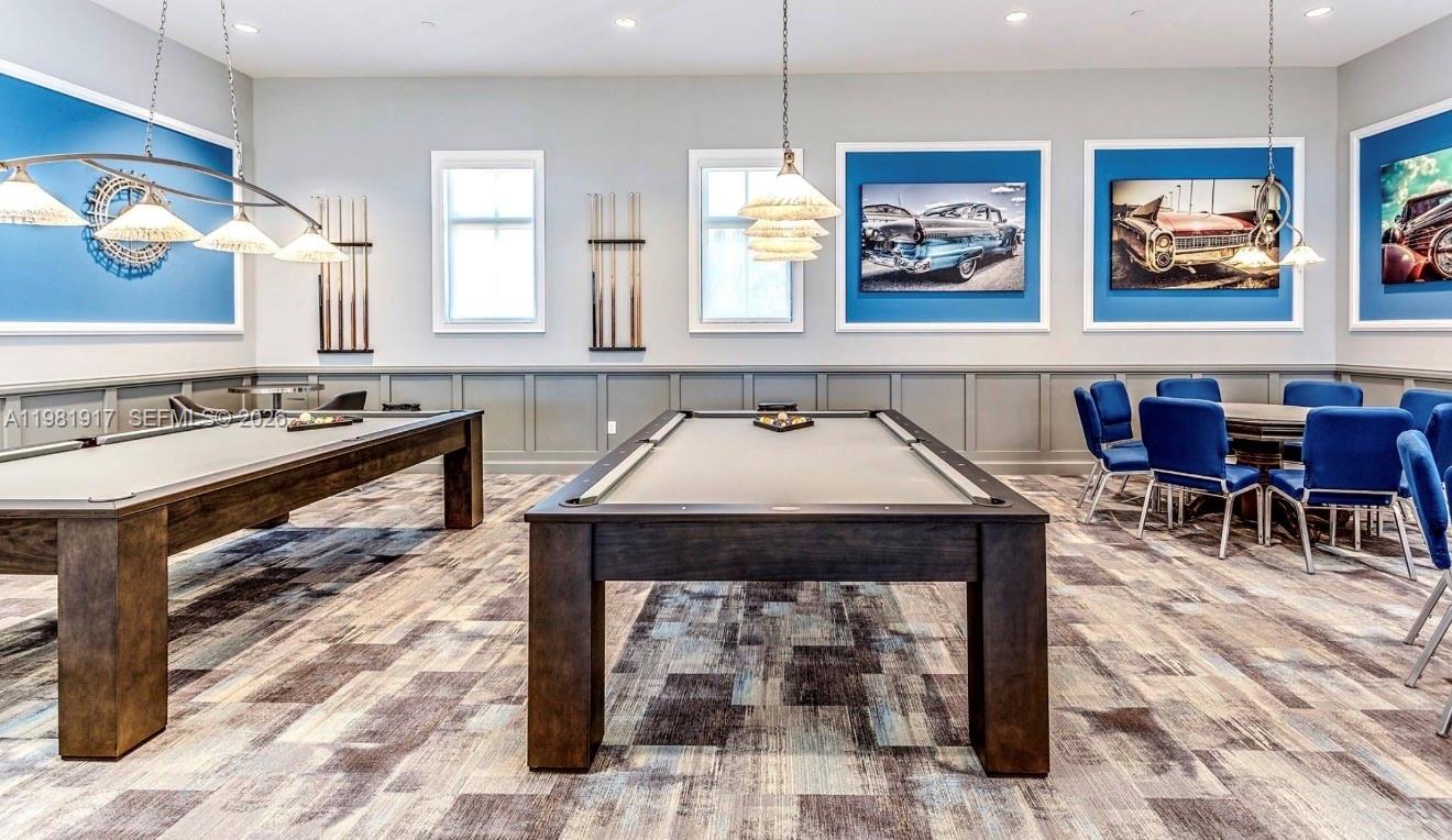 PARKLAND ROYALE - Residential