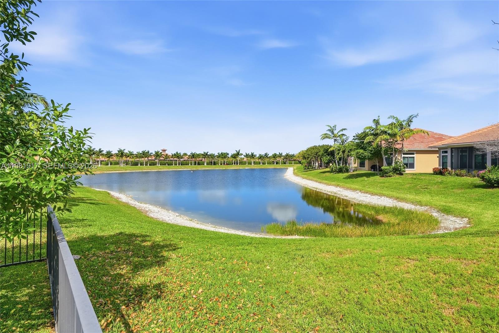 PARKLAND ROYALE - Residential