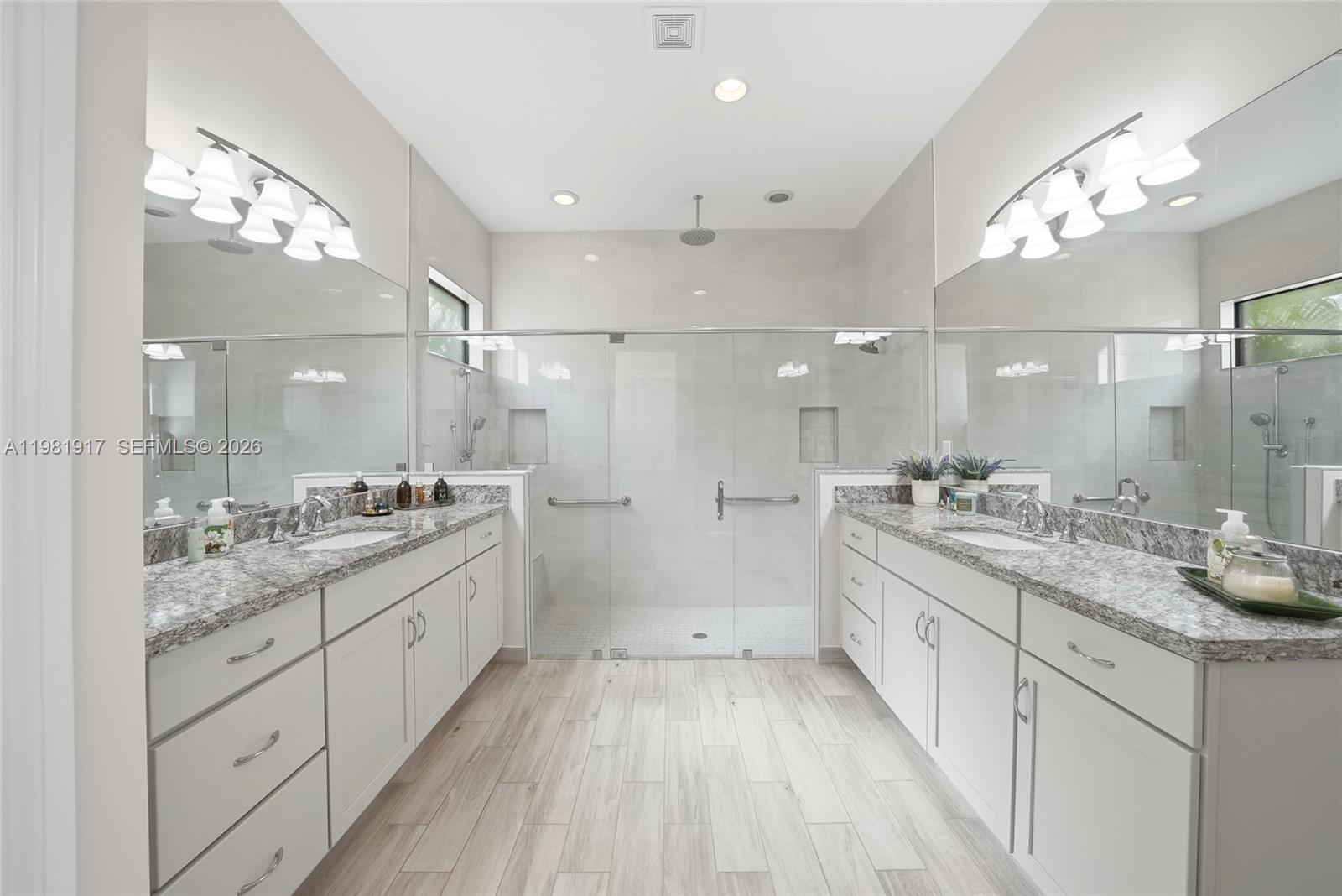 PARKLAND ROYALE - Residential